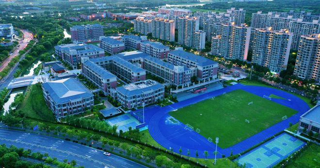 楼处发布：西派云间品质铸就传奇AG真人聚焦中国铁建西派云间售(图8)